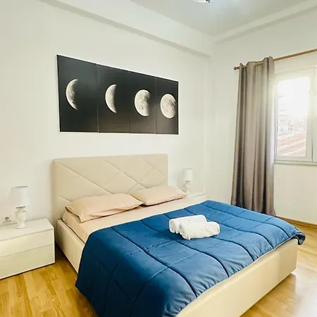 Sunlight & Comfort Flat 4 Pax Tiran