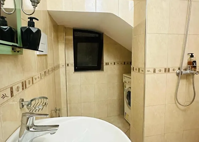 Sunlight & Comfort Flat 4 Pax * טיראנה