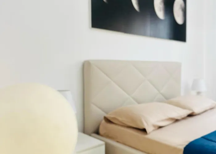 Sunlight & Comfort Flat 4 Pax Apartment